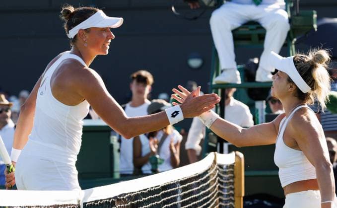 Belgian Yanina Wickmayer congratulates Mexican Renata Zarazua after losing a tennis match between Belgian Wickmayer and Mexican Zarazua, in the first round of the women s singles at the 2025 Wimbledon grand slam tournament, Monday 30 June 2025 at the All England Tennis Club, in South-West London, Britain. BENOITxDOPPAGNE  x128146278x