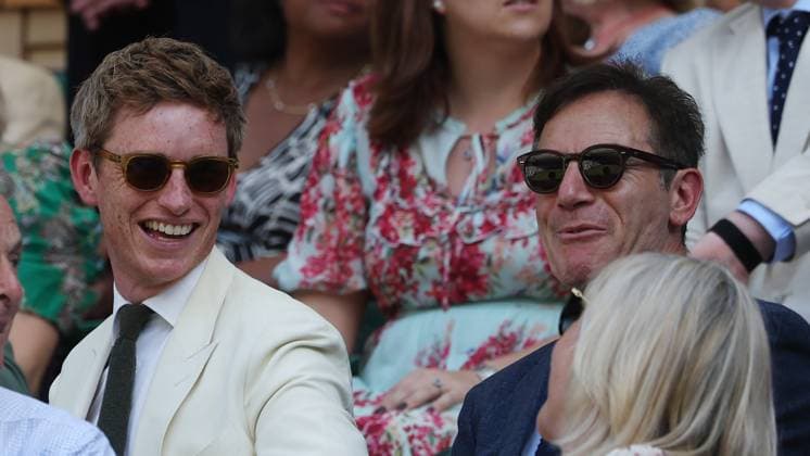 Sport Bilder des Tages Actors Eddie Redmayne and Jason Isaacs watches tennis in the Royal Box on day one of the 2025 Wimbledon Championships in London on Monday, June 30, 2025.  LON202506325 HUGOxPHILPOTT