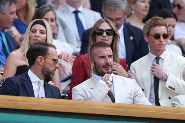 TENIS WIMBLEDON 2025 LONDYN 300625 N Z SIR GARETH SOUTHGATE I SIR DAVID BECKHAM W ROYAL BOX NA KORCIE CENTRALNYM OBIEKTU ALL ENGLAND LAWN TENNIS AND CROQUET CLUB MARCIN CHOLEWINSKI NEWSPIX.PL TENNIS WIMBLEDON 2025 LONDON 30062025 SIR GARETH SOUTHGATE I SIR DAVID BECKHAM IN THE ROYAL BOX ON THE CENTRE COURT IN ALL ENGLAND LAWN TENNIS AND CROQUET CLUB NEWSPIX.PL --- newspix.pl 