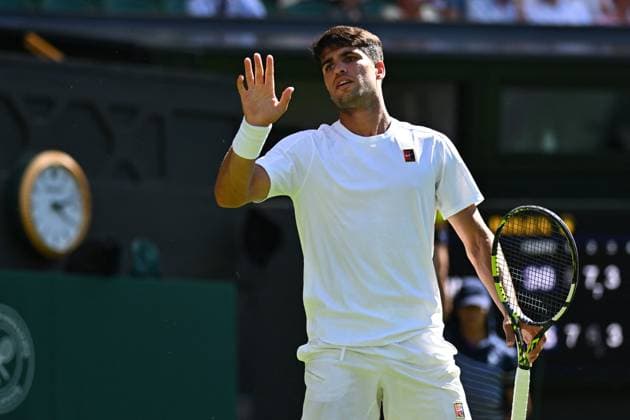Wimbledon - First Round Carlos Alcaraz (ESP) during his first round match at the 2025 Wimbledon Championships at the AELTC in London, GREAT BRITAIN, on June 30, 2025. Photo by Corinne Dubreuil ABACAPRESS.COM London United Kingdom  Copyright: xDubreuilxCorinne ABACAx