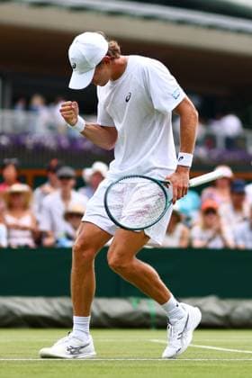 Alex de Minaur during his first round match Wimbledon Tennis Championships, Day 2, The All England Lawn Tennis and Croquet Club, London, UK - 01 Jul 2025London The All England Lawn Tennis and United Kingdom  Copyright: xJamesxMarsh Shutterstockx 15380418ag