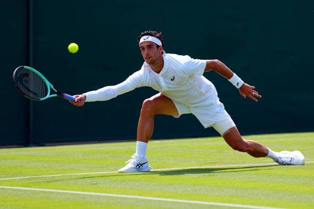 Lorenzo Musetti during his first round match Wimbledon Tennis Championships, Day 2, The All England Lawn Tennis and Croquet Club, London, UK - 01 Jul 2025London The All England Lawn Tennis and United Kingdom  Copyright: xJavierxGarcia Shutterstockx 15380417u