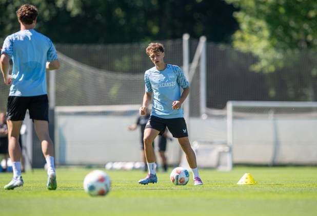 Soccer, Men, Season 2025 26, 2 Bundesliga, Hertha BSC, Training, f l Linus Gechter Hertha BSC , Maurice Krattenmacher Hertha BSC , 01 07 2025, Copyright: xSebastianxRäppold MatthiasxKochx