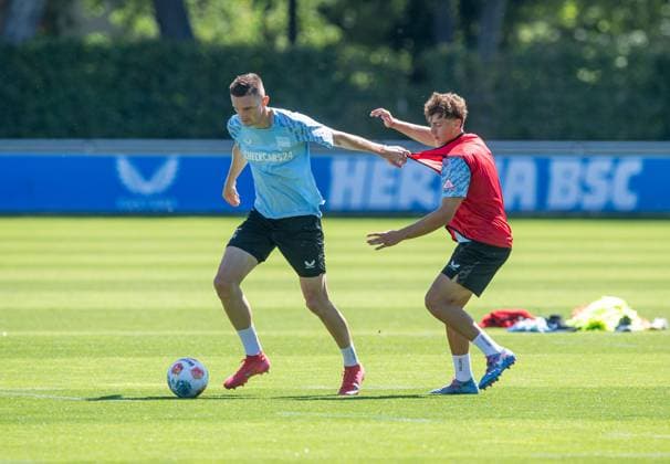 Soccer, Men, Season 2025 26, 2 Bundesliga, Hertha BSC, Training, f l Niklas Kolbe Hertha BSC , Maurice Krattenmacher Hertha BSC , 01 07 2025, Copyright: xSebastianxRäppold MatthiasxKochx
