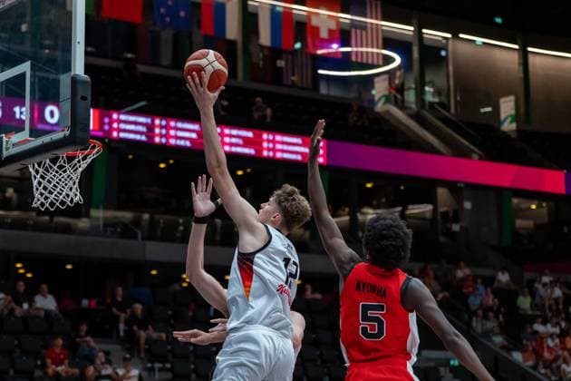 Lausanne, Switzerland, July 1st 2025: Eric Reibe (12 Germany) going for the lay-up during the FIBA U19 Basketball World Cup 2025 group stage game between Germany and Canada at Vaudoise Arena in Lausanne, Switzerland. (Pierre-Adrien Lagrange SPP) Copyright: xPierre-AdrienxLagrangex xSPPx spp-en-PiLaSp-PAL-GER-CAN-FIBAU19-20250701-2