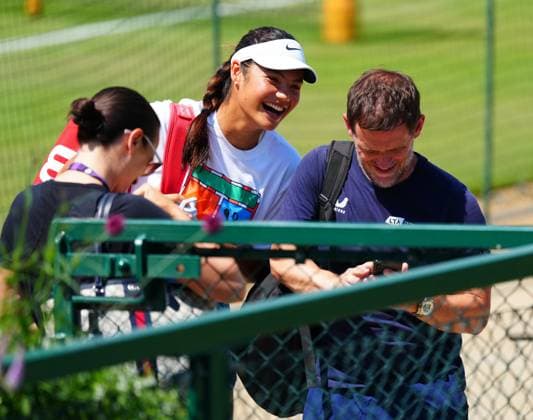 Emma Raducanu on the practice courts Wimbledon Tennis Championships, Day 2, The All England Lawn Tennis and Croquet Club, London, UK - 01 Jul 2025London The All England Lawn Tennis and United Kingdom  Copyright: xJavierxGarcia Shutterstockx 15380417cd