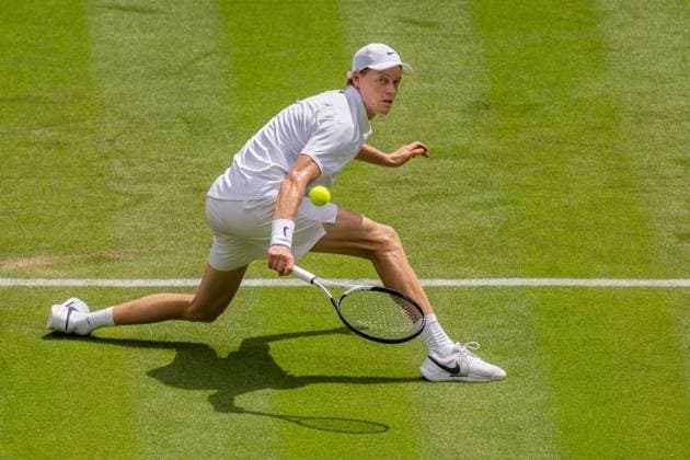 250701 Jannik Sinner of Italy competes in a first round singles tennis match during day 2 of Wimbledon on July 1, 2025 in London Photo Petter Arvidson BILDBYRAN kod PA PA1045 tennis wimbledon day 2 bbeng italy  Copyright: PETTERxARVIDSON BB250701PA018