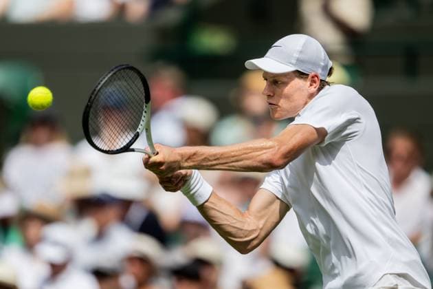 250701 Jannik Sinner of Italy competes in a first round singles tennis match during day 2 of Wimbledon on July 1, 2025 in London Photo Petter Arvidson BILDBYRAN kod PA PA1045 tennis wimbledon day 2 bbeng italy  Copyright: PETTERxARVIDSON BB250701PA023