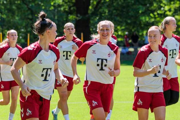 Training kick-off, 1 FC Köln women 01 07 2025 Marina Hegering 1 FC Köln, 33 , Pauline Bremer 1 FC Köln, 11 , Anna Gerhardt 1 FC Köln, 21 at the training kick-off of the 1 FC Köln women on 01 07 2025 at the Geißbockheim in Cologne Copyright: xBEAUTIFULxSPORTS Meuselx
