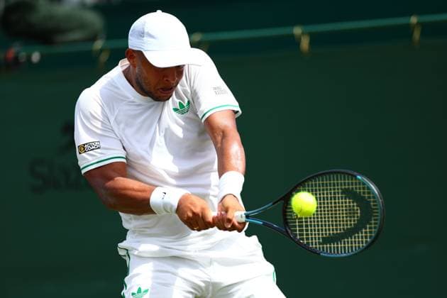 Jay Clarke during his first round match Wimbledon Tennis Championships, Day 2, The All England Lawn Tennis and Croquet Club, London, UK - 01 Jul 2025London The All England Lawn Tennis and United Kingdom  Copyright: xJamesxMarsh Shutterstockx 15380418bw