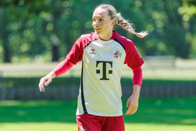 Training kick-off, 1 FC Köln women 01 07 2025 Lisa Schmitz 1 FC Köln, 1 at the training kick-off of the 1 FC Köln women on 01 07 2025 at the Geißbockheim in Cologne Copyright: xBEAUTIFULxSPORTS Meuselx