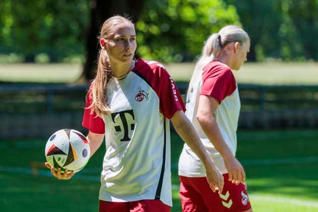 Training kick-off, 1 FC Köln women 01 07 2025 Merle Hokamp 1 FC Köln, 13 at the training kick-off of the 1 FC Köln women on 01 07 2025 at the Geißbockheim in Cologne Copyright: xBEAUTIFULxSPORTS Meuselx