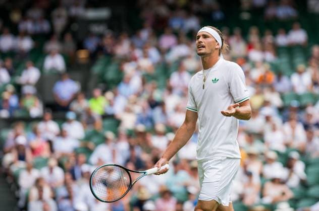 250701 Alexander Zverev of Germany reacts in a first round singles tennis match during day 2 of Wimbledon on July 1, 2025 in London Photo Petter Arvidson BILDBYRAN kod PA PA1045 tennis wimbledon day 2 bbeng depp  Copyright: PETTERxARVIDSON BB250701PA034