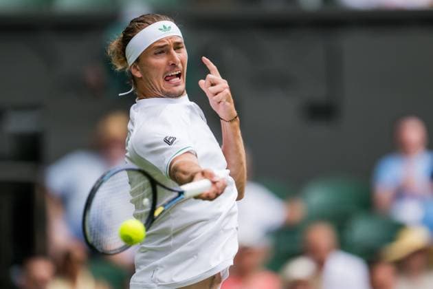 250701 Alexander Zverev of Germany competes in a first round singles tennis match during day 2 of Wimbledon on July 1, 2025 in London Photo Petter Arvidson BILDBYRAN kod PA PA1045 tennis wimbledon day 2 bbeng  Copyright: PETTERxARVIDSON BB250701PA038