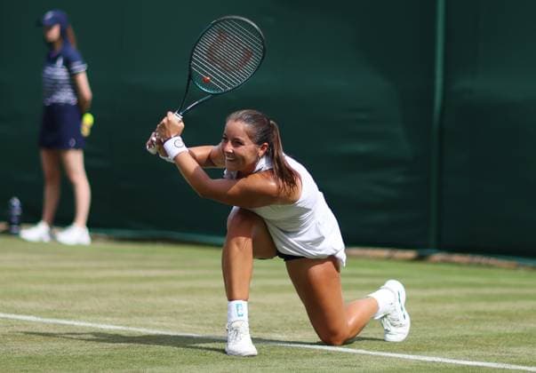 Wimbledon Championships 2025 AELTC, Day Two, London, UK - 01 07 2025 Jody Burrage (GBR) in action during her first round match against Caty McNally (USA) in the 2025 Wimbledon Championships London Wimbledon London GBR, UK NEWSPAPERS OUT Copyright: xMarkxGreenwoodx