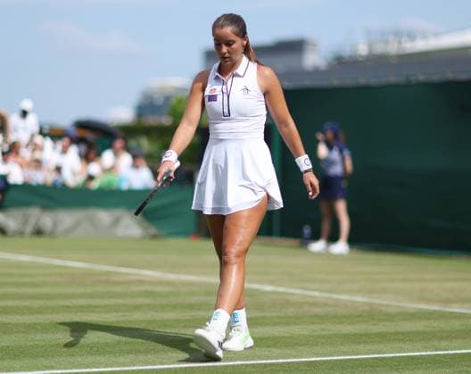 Wimbledon Championships 2025 AELTC, Day Two, London, UK - 01 07 2025 Jody Burrage (GBR) in action during her first round match against Caty McNally (USA) in the 2025 Wimbledon Championships London Wimbledon London GBR, UK NEWSPAPERS OUT Copyright: xMarkxGreenwoodx