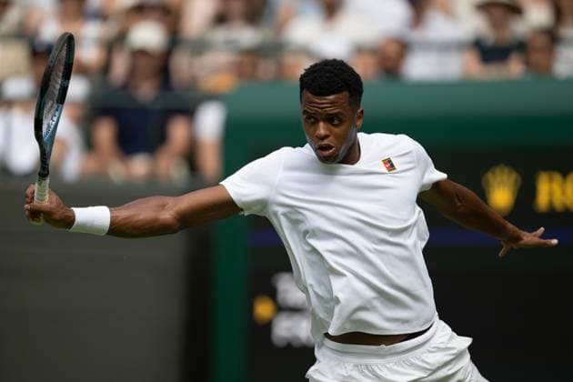 Day Two: The Championships - Wimbledon 2025 LONDON, ENGLAND - JULY 1: Giovanni Mpetshi Perricard of France in action against Taylor Fritz of United States (not pictured) during the Gentlemen s first round match on day two of The Championships Wimbledon 2025 at All England Lawn Tennis and Croquet Club on July 1, 2025 in London, England. Giovanni Mpetshi Perricard London All England Lawn Tennis and Croq England United Kingdom Copyright: xVisionhausx 776301250