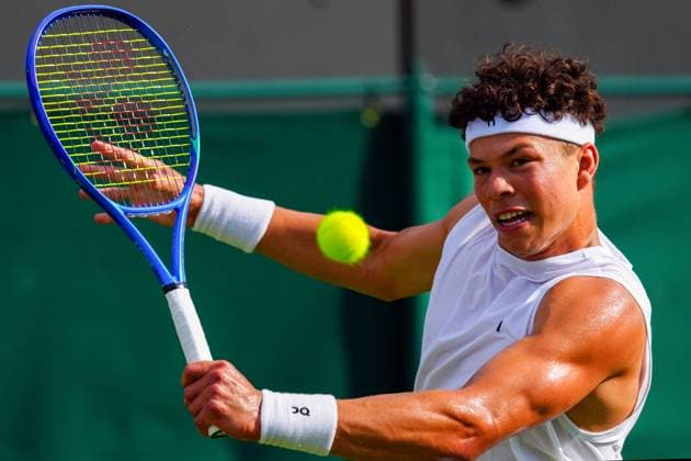 Ben Shelton during his first round match Wimbledon Tennis Championships, Day 2, The All England Lawn Tennis and Croquet Club, London, UK - 01 Jul 2025London The All England Lawn Tennis and United Kingdom  Copyright: xJavierxGarcia Shutterstockx 15380417fg