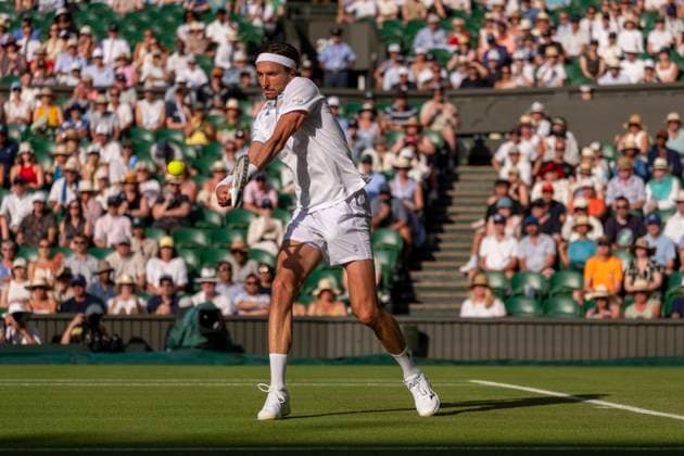 Arthur Rinderknech during the Wimbledon 2025 Men?s Singles first round tennis match between Arthur Rinderknech and Alexander Zverev at the All England Tennis Club in London, England. (Richard Callis Sports Press Photo SPP) Copyright: xRichardxCallis SportsxPressxPhotox xSPPx spp-en-RiCaPrPh-SPP25_RMFC_300625_17975