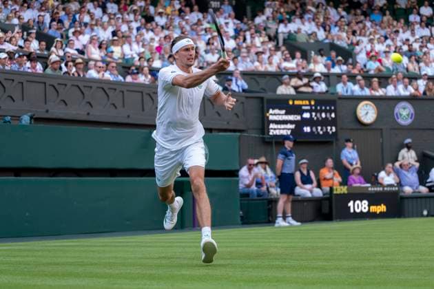 Alexander Zverev during the Wimbledon 2025 Men?s Singles first round tennis match between Arthur Rinderknech and Alexander Zverev at the All England Tennis Club in London, England. (Richard Callis Sports Press Photo SPP) Copyright: xRichardxCallis SportsxPressxPhotox xSPPx spp-en-RiCaPrPh-SPP25_RMFC_300625_17987