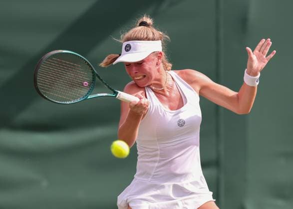 Magdalena Frech POL Ladies Singles, Ladies Singles Tennis Wimbledon 2025 Grand Slam ITF ATP WTA AELTC London Great Britain 1 July 2025 Copyright: xJuergenxHasenkopfx