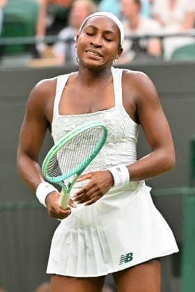Wimbledon Tennis Championships - Day 2 LONDON, ENGLAND - JULY 01: Coco Gauff of the United States plays in the Ladies singles first round match against Dayana Yastremska of Ukraine (not seen) during day one of The Championships Wimbledon 2025 at All England Lawn Tennis and Croquet Club on July 01, 2025 in London, England. Ray Tang Anadolu London United Kingdom. Editorial use only. Please get in touch for any other usage.  Copyright: x2025xAnadoluxRayxTangx