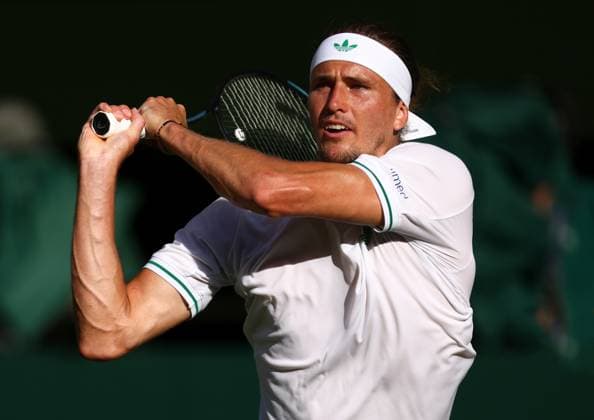 Wimbledon Championships 2025 AELTC, Day Two, London, UK - 01 07 2025 Alexander Zverev (GER) in action during his first round match against Arthur Rinderknech (FRA) in the 2025 Wimbledon Championships London Wimbledon London GBR, UK NEWSPAPERS OUT Copyright: xMarkxGreenwoodx