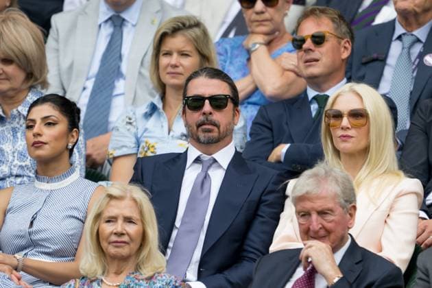 250702 American musician Dave Grohl with his wife Jordyn Blum in the stands during day 3 of Wimbledon on July 2, 2025 in London Photo Petter Arvidson BILDBYRAN kod PA PA1047 tennis wimbledon day 3 bbeng  Copyright: PETTERxARVIDSON BB250702PA013