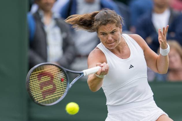 250702 Ulrikke Eikeri of Norway competes in a second round singles tennis match during day 3 of Wimbledon on July 2, 2025 in London Photo Petter Arvidson BILDBYRAN kod PA PA1047 tennis wimbledon day 3 bbeng jubel  Copyright: PETTERxARVIDSON BB250702PA025