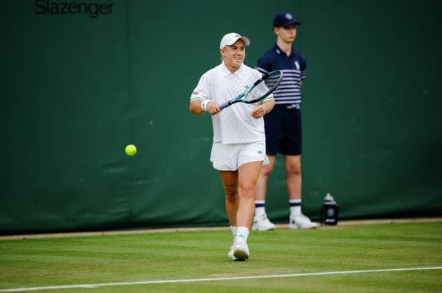 Viktoriya Tomova v Sonay Kartal Wimbledon Championships 2025 Day 3, 02 07 25 Ladies’ Singles - Second Round Court 3 Viktoriya Tomova v Sonay Kartal Sonay Kartal wins in straight sets  Copyright: xMarcxAspland ThexTimesx NINTCHDBPICT001007061593