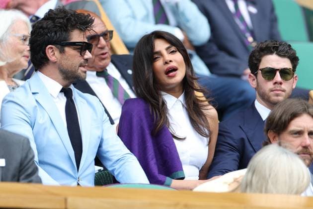 July 2, 2025, London, Celestynow, England: DOMINIC COOPER PRIYANKA CHOPRA NICK JONAS in the Royal Box during the match A. Sabalenka against M. Bouzkova in the second round of Championships 2025 at Wimbledon AELTC in London. London England - ZUMAc278 20250702_zsp_c278_048 Copyright: xMarcinxCholewinskix
