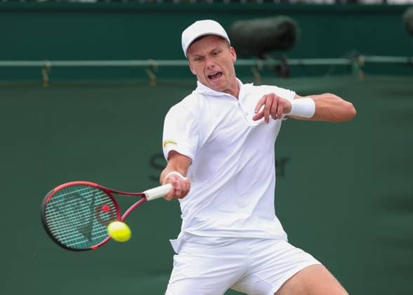 Jenson Brooksby, Men s Singles, Men s Singles Tennis Wimbledon 2025 Grand Slam ITF ATP WTA AELTC London Great Britain 2 July 2025 Copyright: xJuergenxHasenkopfx