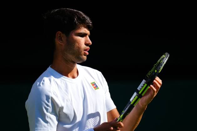 Carlos Alcaraz during his second round match Wimbledon Tennis Championships, Day 3, The All England Lawn Tennis and Croquet Club, London, UK - 02 Jul 2025London The All England Lawn Tennis and United Kingdom  Copyright: xJavierxGarcia Shutterstockx 15381941de