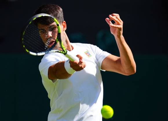 Carlos Alcaraz during his second round match Wimbledon Tennis Championships, Day 3, The All England Lawn Tennis and Croquet Club, London, UK - 02 Jul 2025London The All England Lawn Tennis and United Kingdom  Copyright: xJavierxGarcia Shutterstockx 15381941db