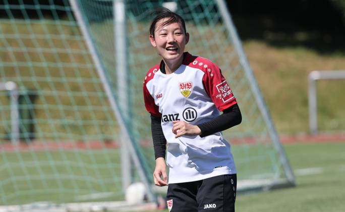 Stuttgart , Football training kick-off VfB Stuttgart women , Haruka Osawa