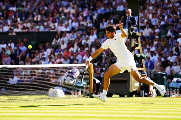Carlos Alcaraz during his second round match Wimbledon Tennis Championships, Day 3, The All England Lawn Tennis and Croquet Club, London, UK - 02 Jul 2025London The All England Lawn Tennis and United Kingdom  Copyright: xJavierxGarcia Shutterstockx 15381941ds