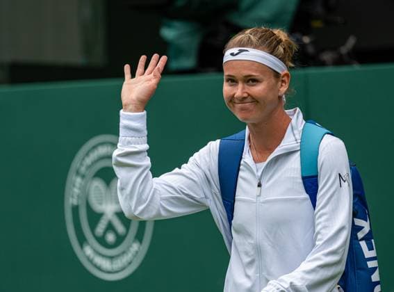 Tennis - Wimbledon Championship 2025 - Day 3 LONDON, ENGLAND - Wednesday, July 2, 2025: Marie Bouzkova (CZE) during the Ladies Singles 2nd Round on Day Three of The Championships Wimbledon 2025 at the All England Lawn Tennis and Croquet Club. (Photo by Kirsten Holst Propaganda) LONDON All England Lawn Tennis and Croquet Club GREATER LONDON ENGLAND  Copyright: xKirstenxHolstx 2025-07-02-042-Wimbledon_Day_3