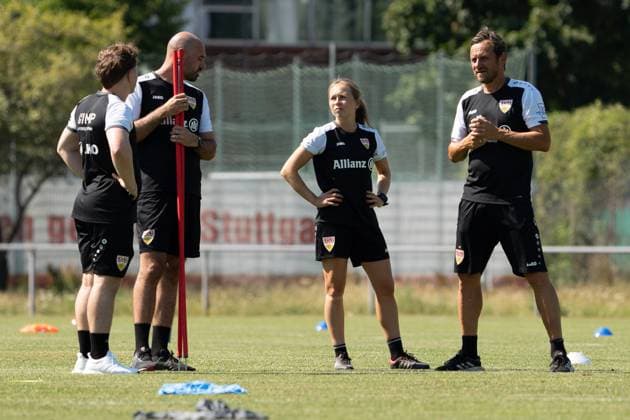 Heiko Gerber VFB Stuttgart Women with coaching team, VfB Stuttgart, 2 Womens Bundesliga, public training, season 2025 2026, 02 07 2025, VfB Stuttgart, 2 Womens Bundesliga, public training, season 2025 2026, 02 07 2025, Stuttgart Copyright: xEibner-Pressefoto EdwardxCheungx EP_ECG