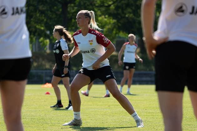 Meike Meßmer VfB Stuttgart Women , VfB Stuttgart, 2 Womens Bundesliga, public training, season 2025 2026, 02 07 2025, VfB Stuttgart, 2 Womens Bundesliga, public training, season 2025 2026, 02 07 2025, Stuttgart Copyright: xEibner-Pressefoto EdwardxCheungx EP_ECG