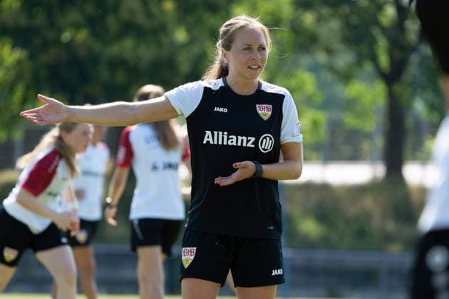 Theresa Panfil Co Trainer VfB Stuttgart Women , VfB Stuttgart, 2 Womens Bundesliga, public training, season 2025 2026, 02 07 2025, VfB Stuttgart, 2 Womens Bundesliga, public training, season 2025 2026, 02 07 2025, Stuttgart Copyright: xEibner-Pressefoto EdwardxCheungx EP_ECG