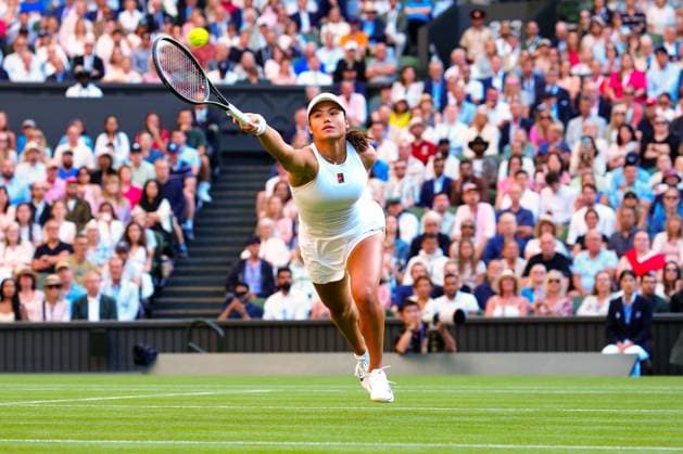Emma Raducanu during her second round match Wimbledon Tennis Championships, Day 3, The All England Lawn Tennis and Croquet Club, London, UK - 02 Jul 2025London The All England Lawn Tennis and United Kingdom  Copyright: xJavierxGarcia Shutterstockx 15381941il