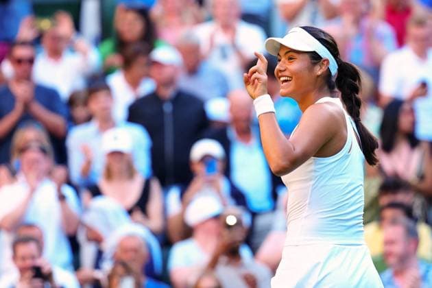Emma Raducanu celebrates victory in her second round match Wimbledon Tennis Championships, Day 3, The All England Lawn Tennis and Croquet Club, London, UK - 02 Jul 2025London The All England Lawn Tennis and United Kingdom  Copyright: xJavierxGarcia Shutterstockx 15381941jr