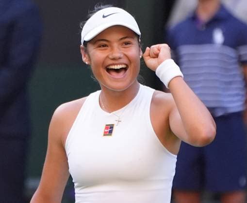 Tennis - 2025 Wimbledon Championships - Women™s Singles - Round Two - Emma Raducanu v Marketa Vondrousova All England Lawn Tennis & Croquet Club - Wednesday 2nd July 2025 Emma Raducanu of GBR celebrates winning the match 