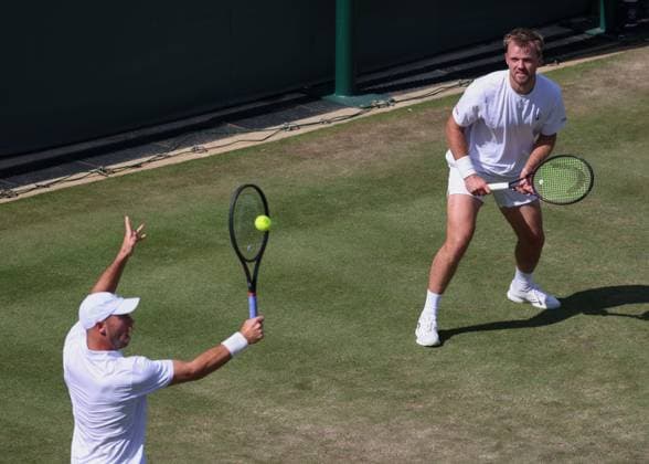 Kevin Krawietz, Tim Puetz Cap , Mens Doubles, Gentlemen s Doubles Tennis Wimbledon 2025 Grand Slam ITF ATP WTA AELTC London Great Britain 2 July 2025 Copyright: xJuergenxHasenkopfx