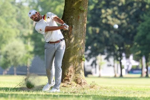 Amateur Tim Wiedemeyer GER hits out of the rough, 36 BMW International Open 2025, Golf, DP World Tour, Men, Round 1, 03 07 2025 Eichenried Bayern Germany Copyright: xkolbert-press ChristianxKolbertx