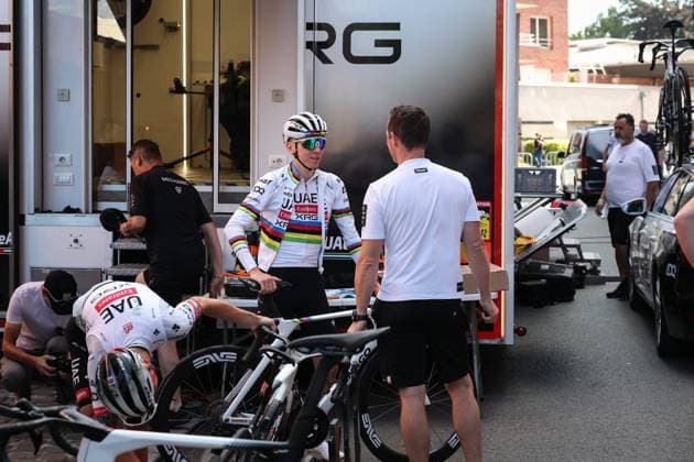 TOUR DE FRANCE 2025 PHOTOPQR VOIX DU NORD PIERRE ROUANET ; 03 07 2025 ; VALENCIENNES, 03 07 2025. Depart d entrainement de l equipe cycliste UAE team Emirates de Tadej Pogacar, a proximite de l hotel Royal Hainaut ou ils sont loges, avant le depart du Tour de France 2025. PHOTO PIERRE ROUANET LA VOIX DU NORD- French cycling race Tour de France 2024 takes place in july 2025 HAUTS DE FRANCE France  Copyright: xPHOTOPQR VOIXxDUxNORD MAXPPPxPIERRExROUANETx 20250703VDN2639 20250703VDN2639