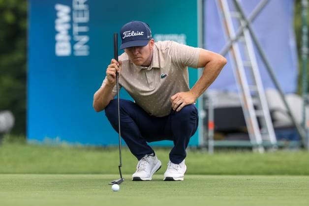 Yannik Paul GER reading the putting line, 36 BMW International Open 2025, Golf, DP World Tour, Men, Round 1, 03 07 2025 Eichenried Bayern Germany Copyright: xkolbert-press ChristianxKolbertx