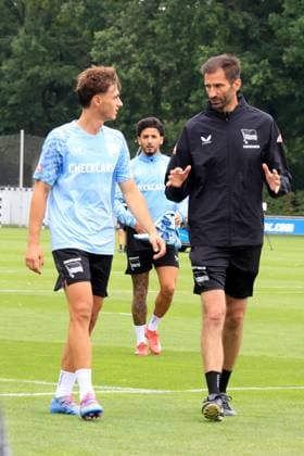 DEU, DFL, 2 FBL Hertha BSC, Training, 03 07 2025, Sportforum, Berlin, DEU, DFL, 2 FBL Hertha BSC, Training, im Bild Co Trainer Andre Mijatovic Hertha BSC Berlin , Maurice Krattenmacher Hertha BSC Berlin 14 DFL regulations prohibit any use of Photographs as image sequences and or quasi video nordphotoxGmbHx xEngler nph00076