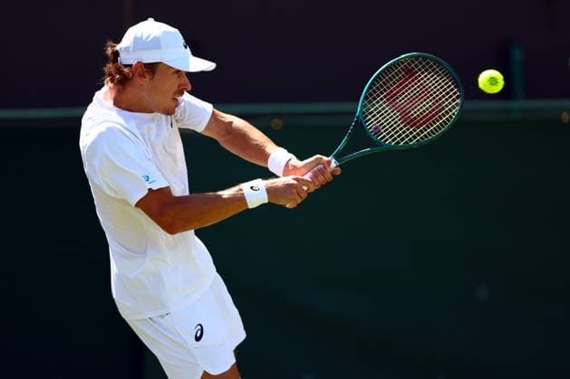 Alex de Minaur during his second round match Wimbledon Tennis Championships, Day 4, The All England Lawn Tennis and Croquet Club, London, UK - 03 Jul 2025London The All England Lawn Tennis and United Kingdom  Copyright: xJamesxMarsh Shutterstockx 15382593o