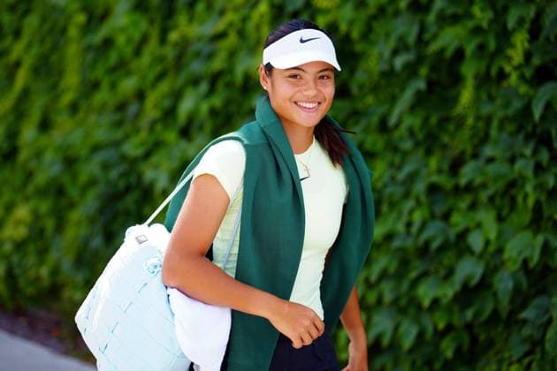 Emma Raducanu on the practice courts Wimbledon Tennis Championships, Day 4, The All England Lawn Tennis and Croquet Club, London, UK - 03 Jul 2025London The All England Lawn Tennis and United Kingdom  Copyright: xJavierxGarcia Shutterstockx 15382592ak